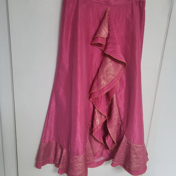 Nubiano New York Fuchsia Ruffled Bohemian Midi Skirt with Gold Trim - Picture 5 of 15